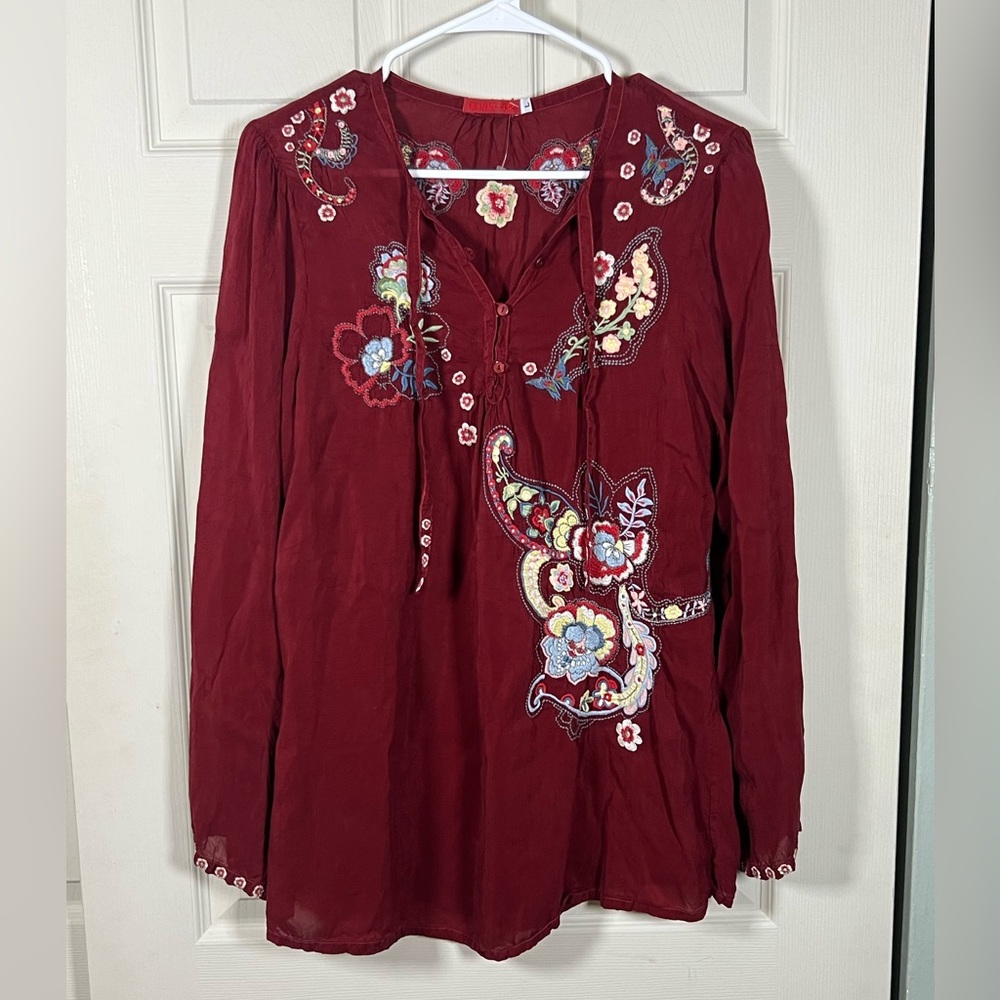 Johnny Was Red Embroidered Boho Blouse Size L Floral Paisley Cupra Rayon